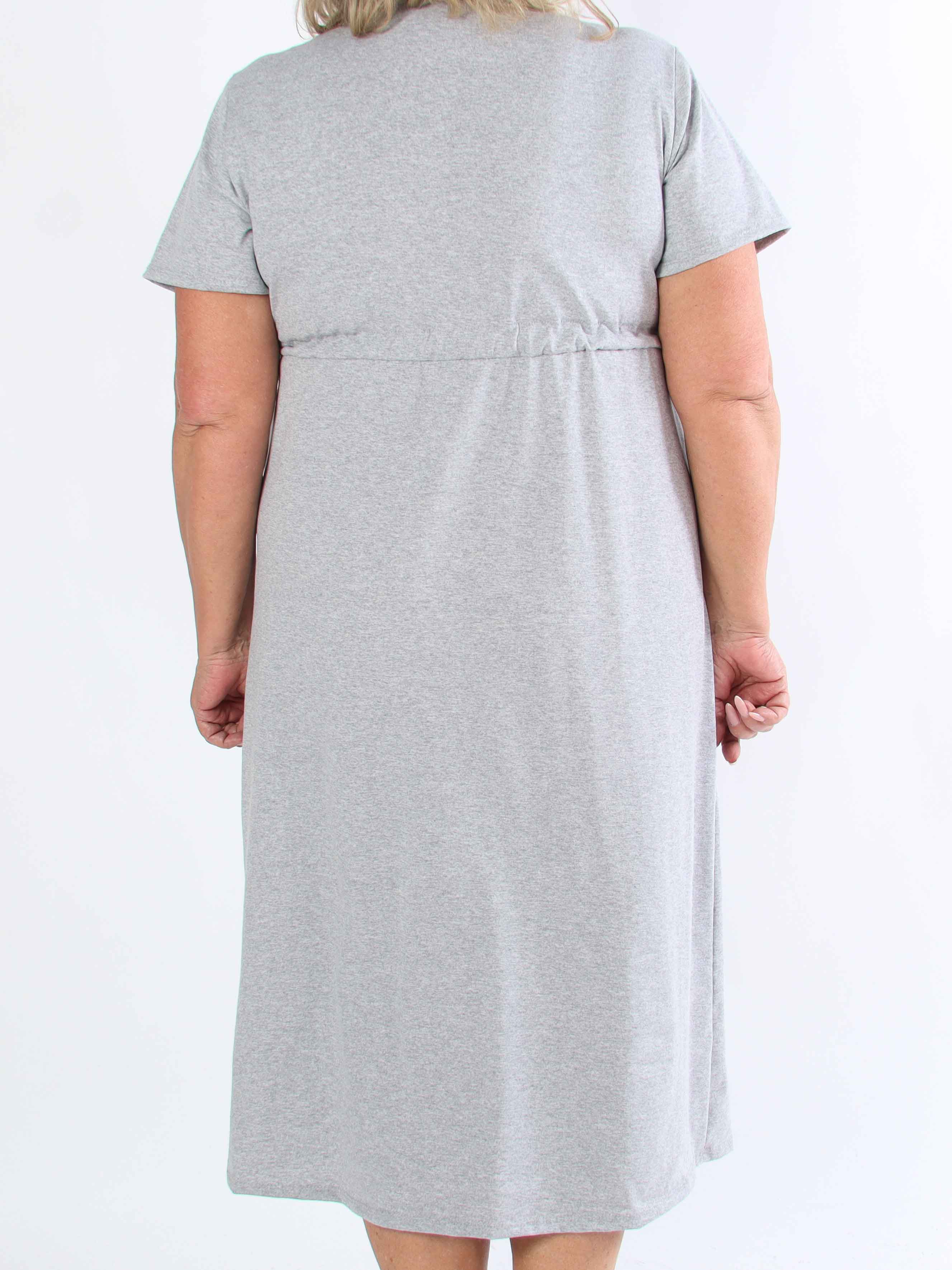 Afiya - Plus size joggingklänning i bomull med dragsko under bröstet